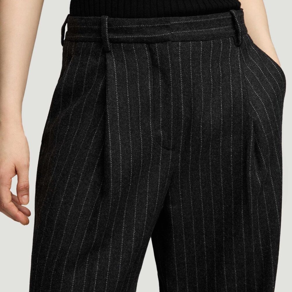 NEW Argent Single Pleat Trouser in Wool Blend Pinstripe - Picture 8 of 9